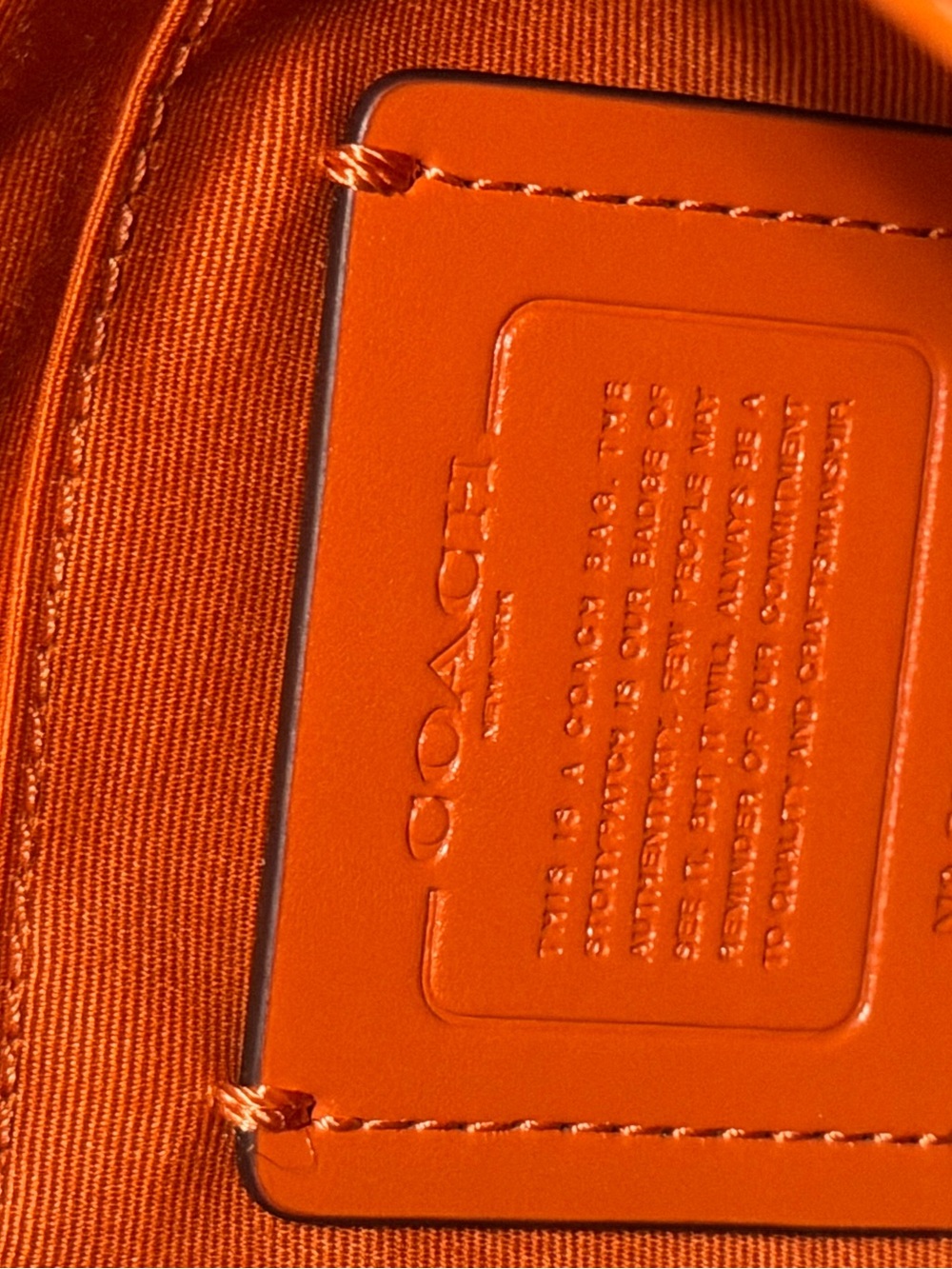 Coach Orange Crossbody Bag - Classic Leather Shoulder Bag Like New - Picture 7 of 9